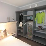 Ferienanlage Forellenhof Guest house Ledenitzen